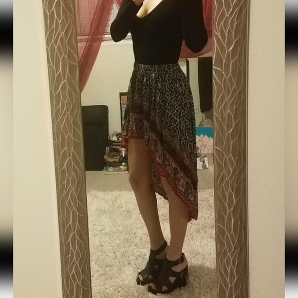 FREE PEOPLE (RARE) HI-LOW AZTEC PRINT SKIRT - Picture 7 of 8